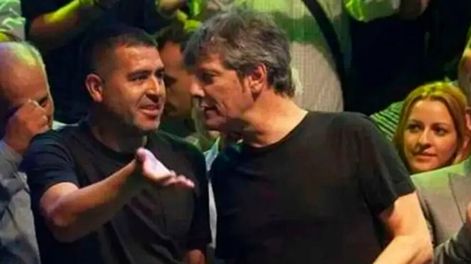 Juan Román Riquelme y Mario Pergolini juntos en la última elecciones en Boca. Hoy, totalmente enfrentados. / Gentileza.