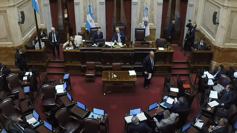 Guillermo Francos se retiró del Senado luego de que una senadora lo tratara de mentiroso