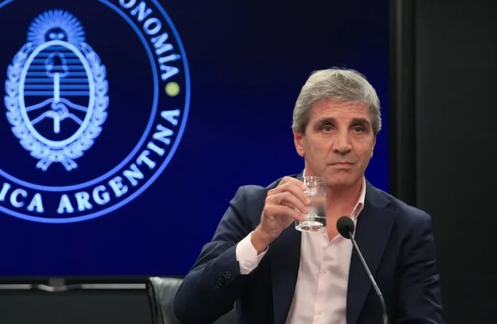 Luis Caputo ratificó las intenciones de eliminar la base de datos.