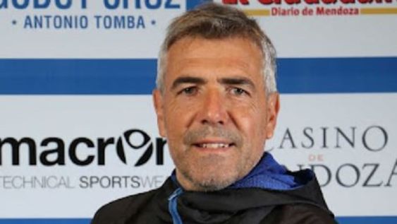 ¡Fuerza, Gallego! El histórico entrenador de arqueros de Godoy Cruz lucha por su vida.