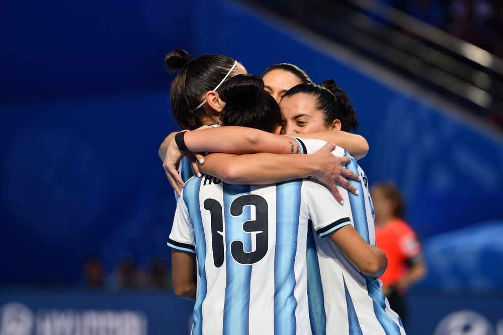 FUTSAL FEMENINO: La Selecci&oacute;n Argentina gole&oacute; a Filipinas por 5-0 y se meti&oacute; en cuartos de final del Mundial 2025.&nbsp;