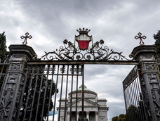 Este cementerio en Italia atraviesa una crisis sin precedentes por la falta de nichos.&nbsp;