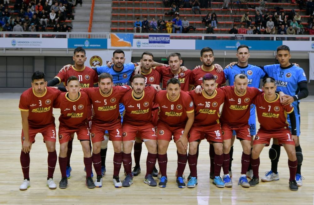 El seleccionado de Futsal de Mendoza, dirigido por Gustavo Gallardo, fue de menor a mayor en el torneo. / Orlando Pelichotti