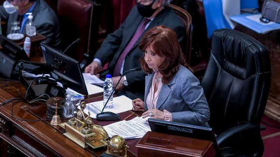 Cristina Fernández de Kirchner acelera contra la oposición: cuestionó a Larreta y, sobre todo, a Cornejo.