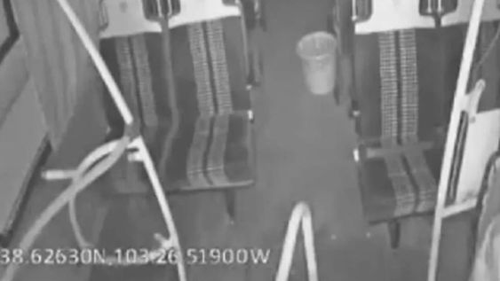 Un colectivero aseguró que una voz le repetía constantemente “parada chofer” pero el ómnibus estaba vacío. / Foto: Imagen ilustrativa