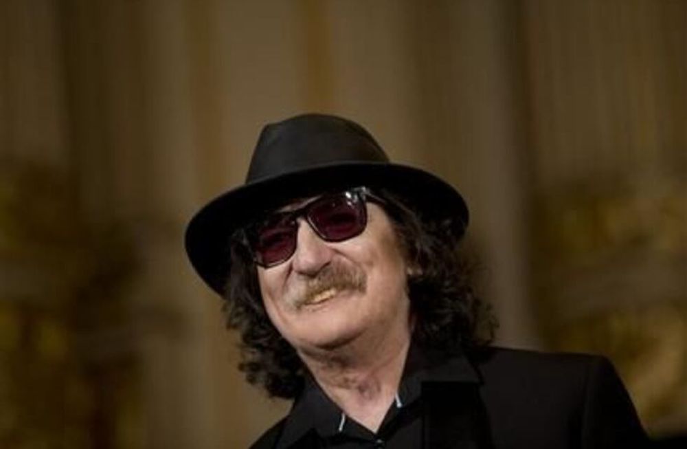 El reconocimiento que recibirá Charly Gracía, que ya tienen Les Luthiers y Joaquín Sabina