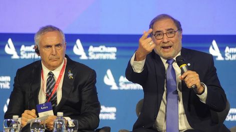 Amcham 2023Jorge Arguello embajador Argentino en EEUU junto a Marc Stanley Foto Federico Lopez Claro