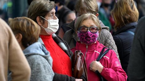 Buenas noticias para jubilados: de cuánto es el aumento y cuándo se cobran los bonos de hasta $52.000 - Foto: Orlando Pelichotti / Los Andes