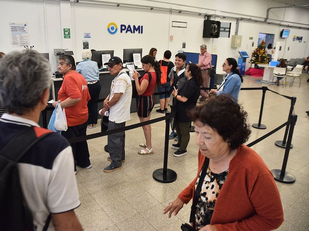 La difícil relación entre Pami y los jubilados entre luces y sombras