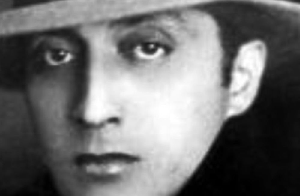 “Los collados eternos”, de Alfredo Bufano: un libro singular