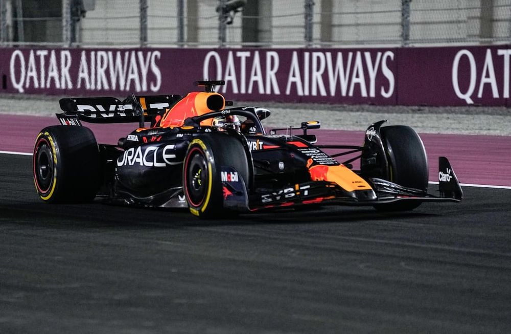 Lusail (Qatar), 08/10/2023.- Dutch Formula One driver Max Verstappen of Red Bull Racing in action during the Formula 1 Qatar Grand Prix in Lusail, Qatar, 08 October 2023. (Fórmula Uno, Catar) EFE/EPA/ALI HAIDER