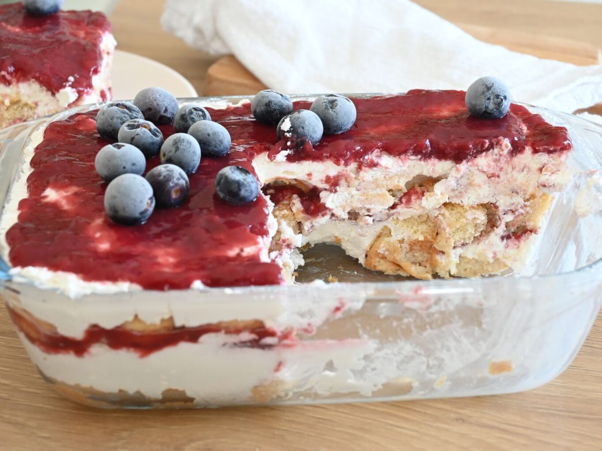 Tiramisú de yogur de verano: fácil, ligero y sin huevo