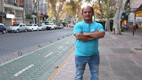 26 de mayo de 2023 Entrevista a Claudio Abba precandidato a intendente de Junín por el Partido Verde y jugador y referí de talla baja en el marco de Streaming Los Andes. Foto: Marcelo Rolland / Los Andes