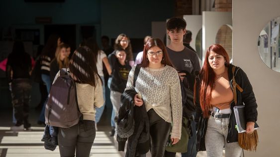 Con mayor demanda, la UNCuyo aumentó la cantidad de becas que otorga e increnmentó los montos. Facultad de DerechoFoto: Ignacio Blanco / Los Andes