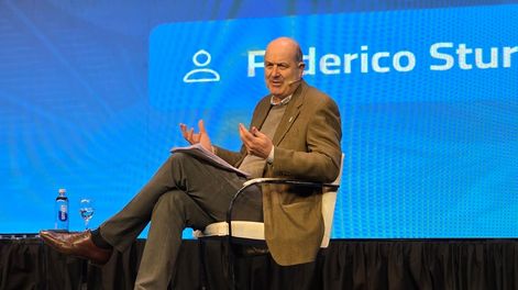 Sturzenegger en el centro de la polémica: anticipó una reforma judicial y generó alarma en el ámbito jurídico