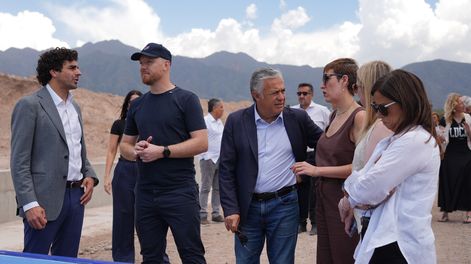 ¿Habrá o no alianza? El intendente de Luján, Esteban Allasino; y el gobernador Alfredo Cornejo, se cruzaron en una actividad pública esta semana. Foto: Gobierno de Mendoza.