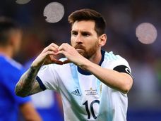 Lionel Messi, campeón del Mundo SUB 20, campeón Olímpico con la Selección Argentina, bicampeón de América y campeón del mundo. De otra galaxia.&nbsp;