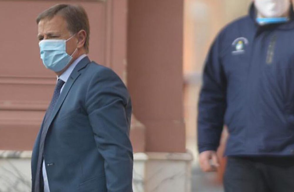 Mal día. El viernes Suárez fue a Casa Rosada; primero le avisaron que sólo tendría plata de la Nación y luego el cachetazo de los gobernadores de la cuenca del río Colorado / Corresponsalía Buenos Aires