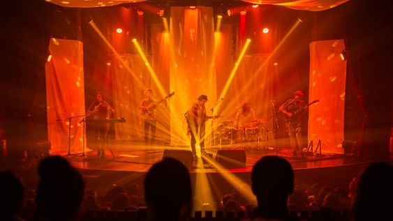 El músico llega con su banda completa al teatro Mendoza.