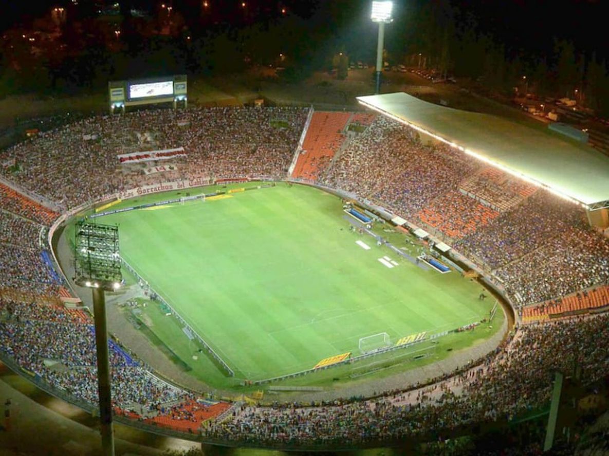 El Malvinas Argentinas podría ser una de las sedes del Mundial 2030 de la FIFA. / archivo
