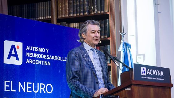 El gastroenterólogo pediátrico e investigador Alessio Fasano se expresó sobre la relación entre el funcionamiento intestinal y el cerebro y su vinculación con el autismo