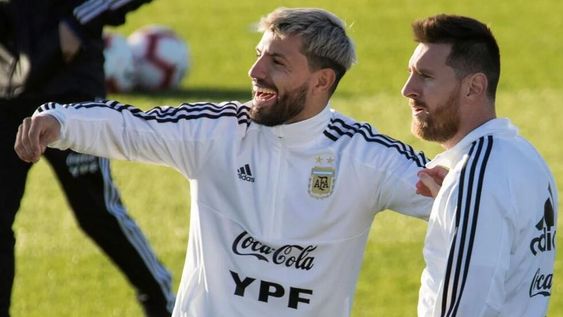 Amigos inseparables: Kun Agüero y Leo Messi. / Gentileza. Amigos inseparables: Kun Agüero y Leo Messi. / Gentileza.
