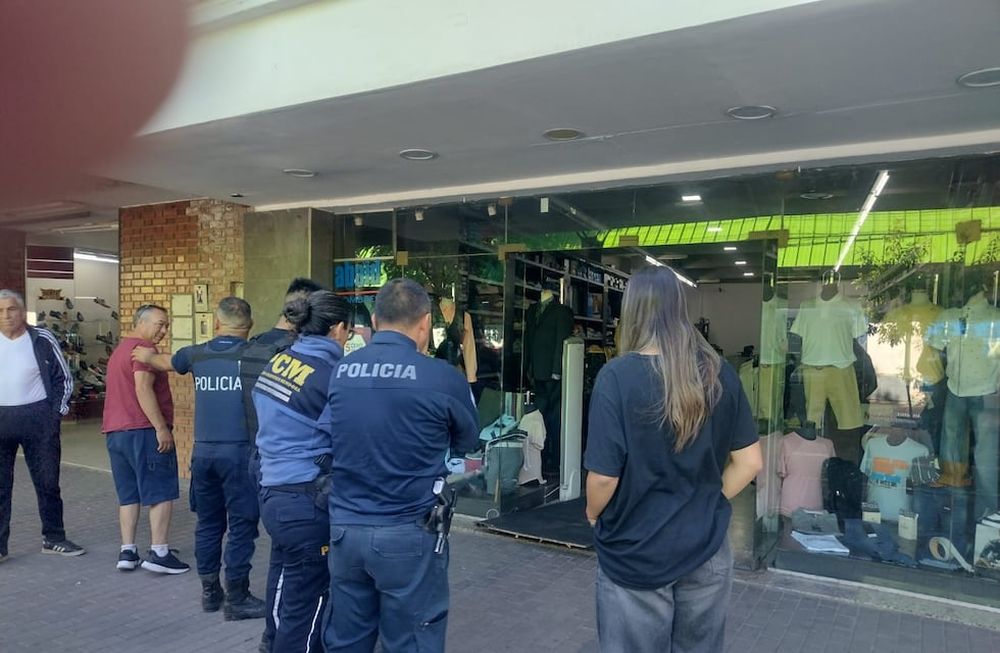 La tienda que fue visitada por un solitario Ladrón. Gentileza