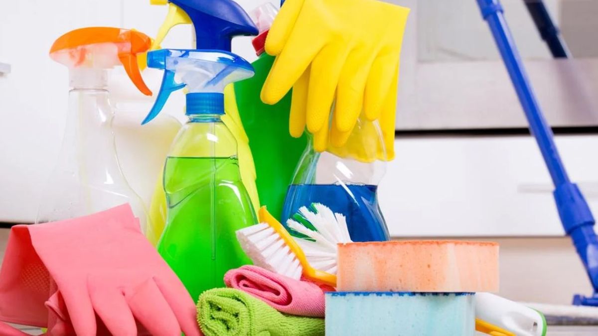 Ni detergente, ni bicarbonato, ni vinagre: cómo limpiar los rincones de tu casa para que recuperen su brillo