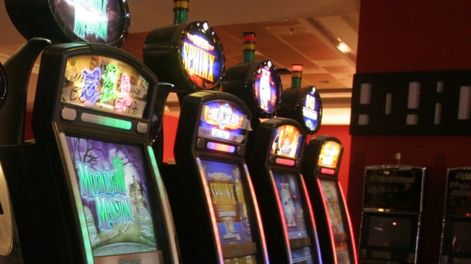 El hombre que ganó 200 millones de pesos en el casino y lo perdió todo, hasta su familia
