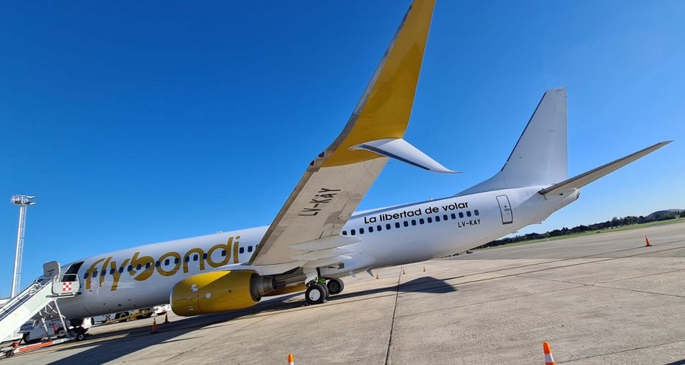 Flybondi incorpora 10 aviones y lanza 4 nuevas rutas.
