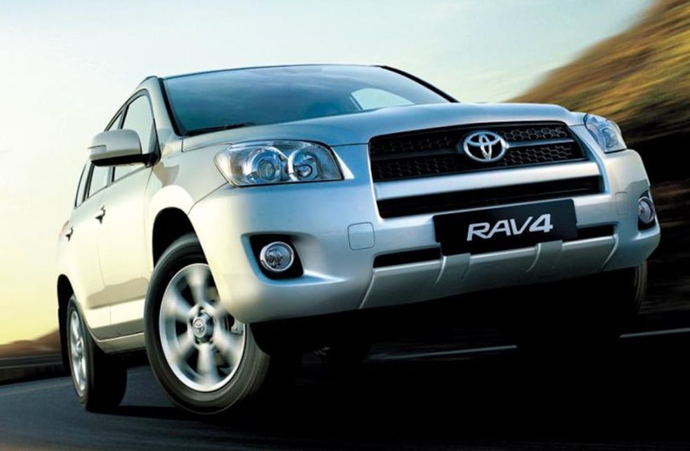 La RAV4 le sigue peleando al paso del tiempo con su atractivo diseño y sus líneas de proporciones justas (Fotografía gentileza Toyota).