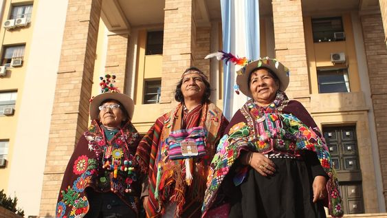 Emilio Cisneros, Inka Miko Tika, uno de los principales referentes de la comunidad Inka Colla en Mendoza durante una de las tantas actividades para reivindicar y visibilizar a las comunidades originarias. Foto: Gentileza.