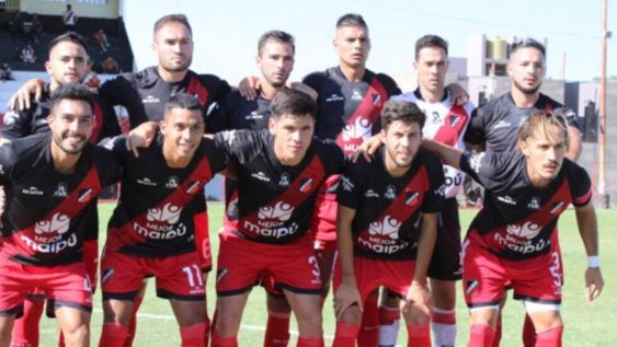 Los 11 Cruzados que irán por la gloria. Arriba: José Méndez, Fernando Moreyra, Diego Tonetto, Leandro Corulo, Matías Alasia y Matías Persia. Abajo: Ezequiel Bonacorso, Álvaro Veliez, Edgardo Díaz, Franco Moreno y Federico Illanes