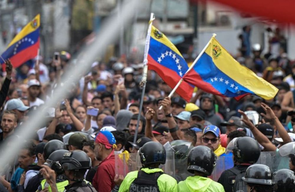 Protestas en Venezuela ante la posible reelección de Maduro.