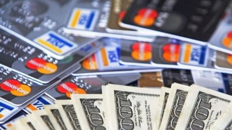 Reducción del Impuesto País: qué pasará con el “dólar turista” y las plataformas de streaming