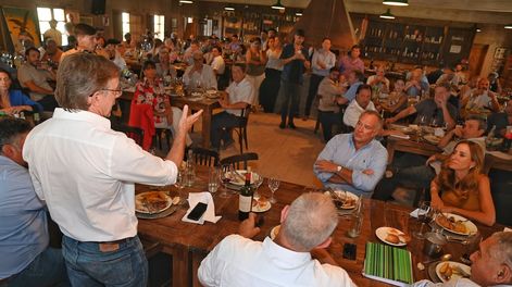 Participaron del encuentro distintos empresarios y funcionarios, como el secretario nacional de Agricultura, Juan José Bahillo.