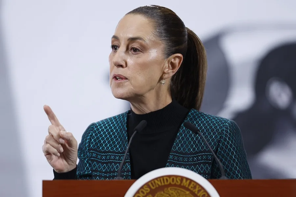 Un hombre acosó a la presidenta de México, Claudia Sheinbaum, en plena calle