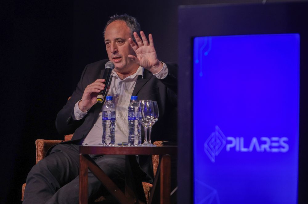 Según Mariano, “las emociones son las que toman decisiones” y el periodismo debe entenderlas para conectar mejor con la audiencia. Según Mariano, “las emociones son las que toman decisiones” y el periodismo debe entenderlas para conectar mejor con la audiencia.