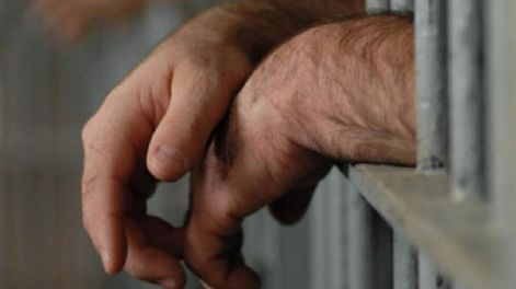 Desmembraron a un pedófilo en una cárcel de Brasil, le cortaron el pene y le arrancaron el corazón