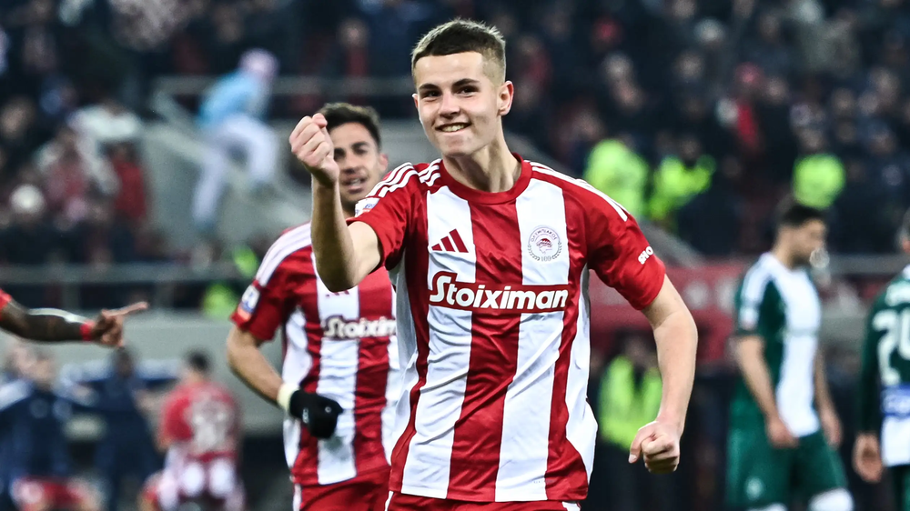 Christos Mouzakitis, volante del Olympiacos.