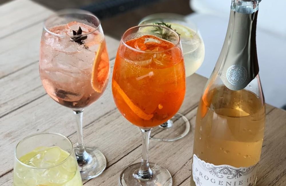 Buenos momentos con buenos cocteles, una nueva experiencia con espumantes