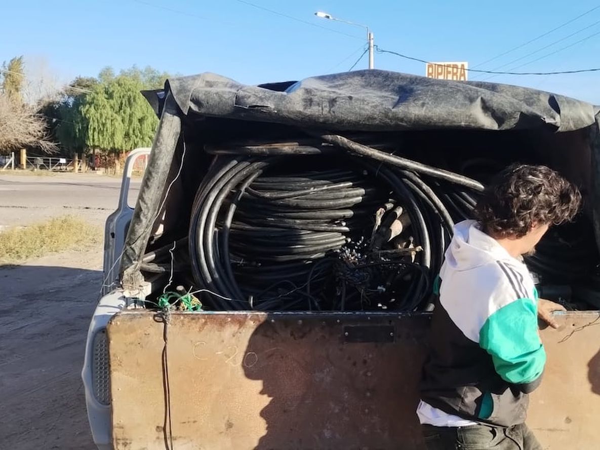 Los cables robados en San Martín. Gentileza Ministerio de Seguridad y Justicia.