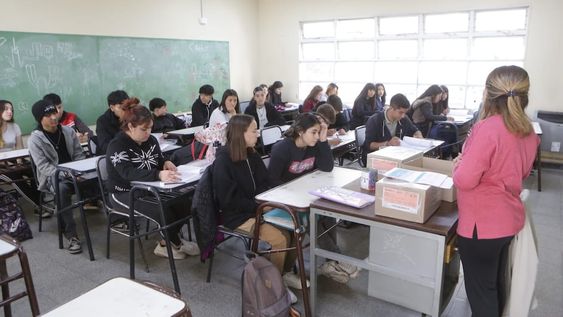 atencion: quedan pocos dias para la inscripcion al bono de puntaje de secundaria y cct