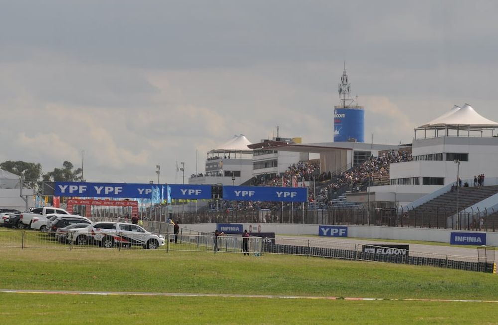 ¿Vuelve el público a las carreras? La segunda etapa del automovilismo nacional traería novedades