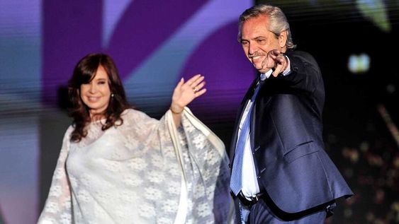 El Presidente y Cristina Kirchner festejarán los primeros dos años de Gobierno y el 38° aniversario del retorno a la democracia. - Archivo / Los Andes