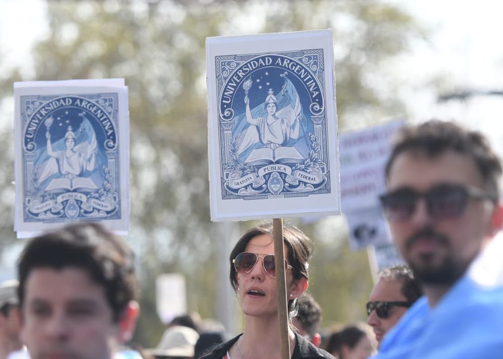 Imágenes de la marcha por el financiamiento universitario en Mendoza. Archivo Los Andes