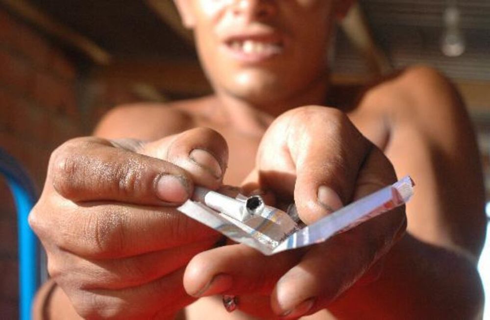 Aporte estatal a adictos: enseñar a pescar, una forma de autosuperación