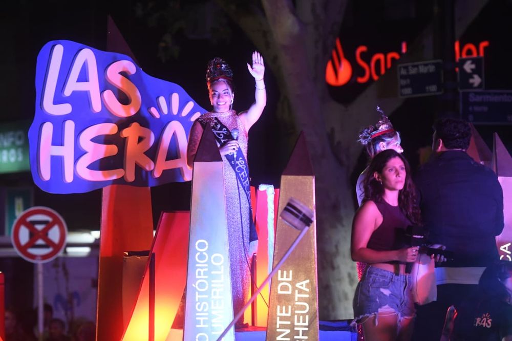 Chiara Baciocchi, reina de Las Heras, en la Vía Blanca.