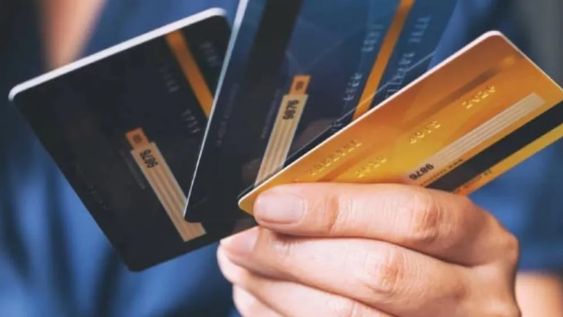 Los cambios responden a la necesidad de realizar una fuerte desregulación y simplificación en el mercado de tarjetas de crédito, adecuándolo a los cambios recientes en modalidades de relacionamiento y tecnologías de digitalización. Imagen ilustrativa. Foto: Gentileza