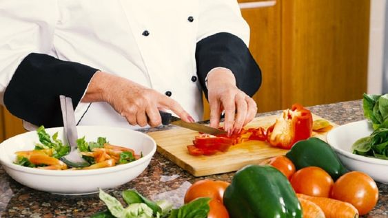 Curso de manipulación de alimentos: todos los martes hábiles del año con turno previo